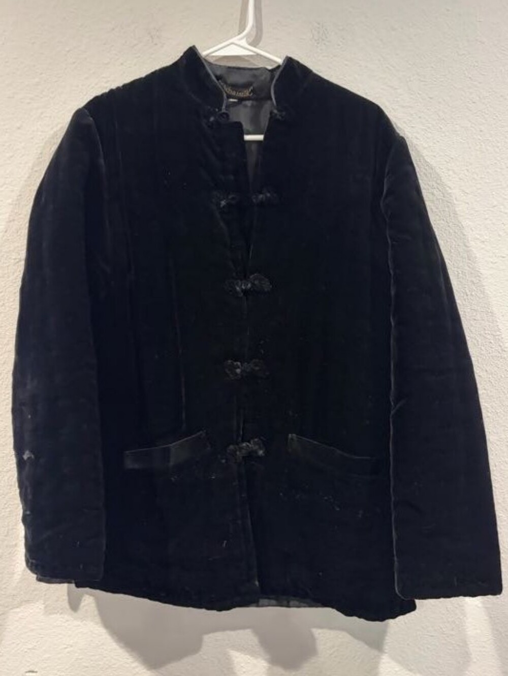 Khaisilk Vintage Womens Classic Black Velvet 100% Silk Button Up Jacket Size Med